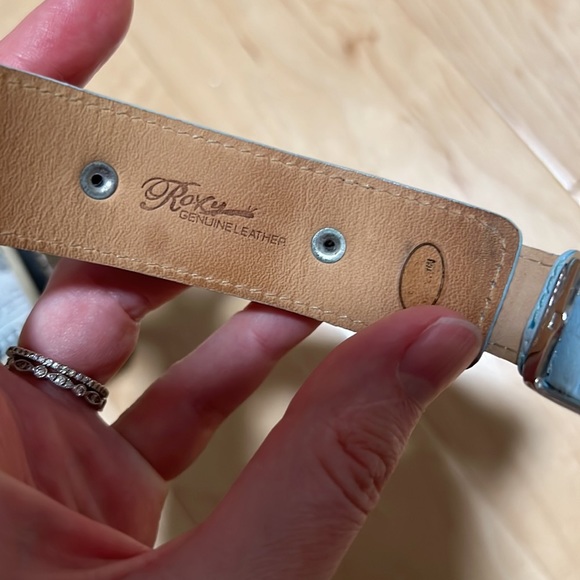 Leather Roxy Watch - Picture 3 of 3